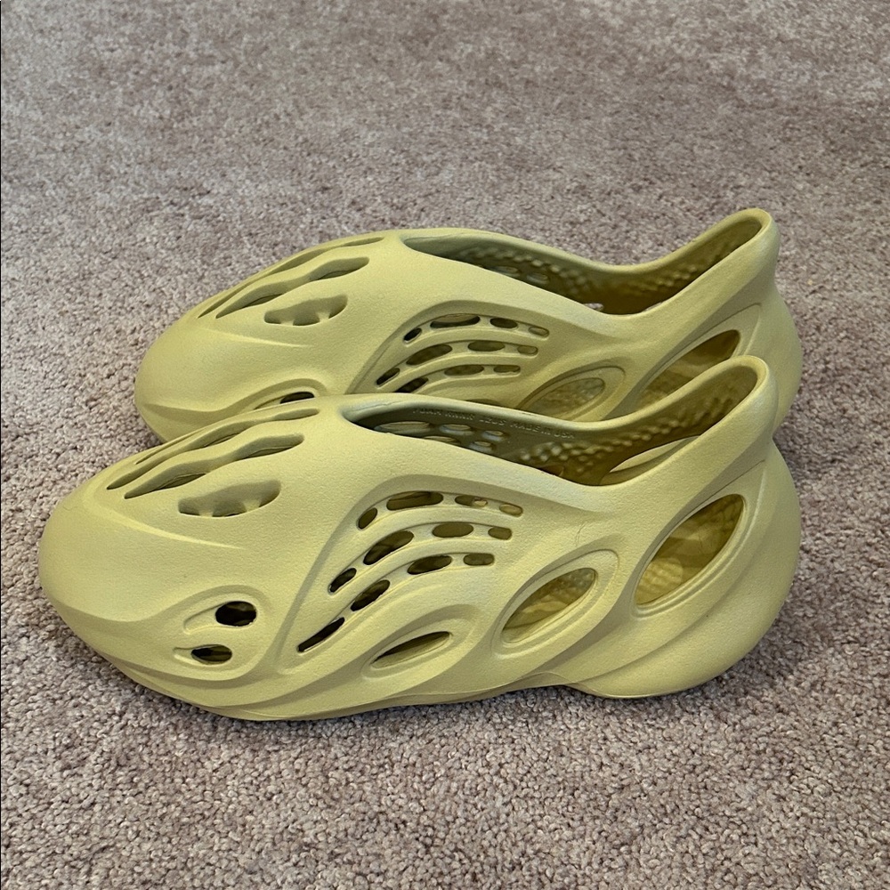 Adidas Yeezy Yellow Foam Runner sneakers
